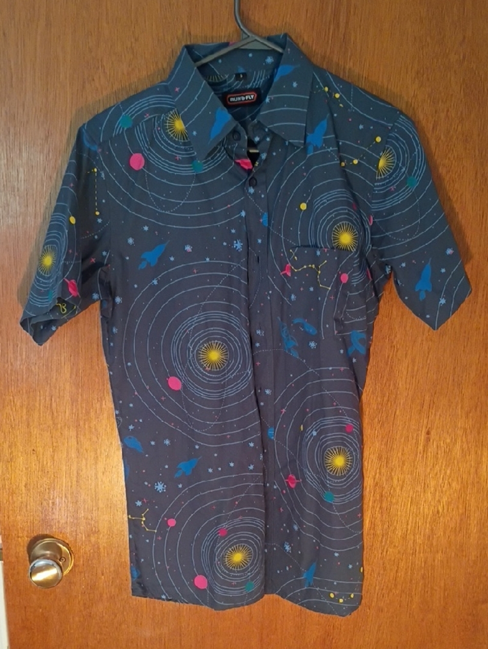 Rusty Buckle Men's Black Short-Sleeve Cosmic Print Button-Down Shirt